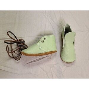 Mon Petit Oxfords Mint Green Size 2 Baby Moccasins